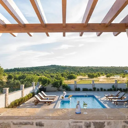 Family Friendly House With A Swimming Pool Burnji, - 21068 *