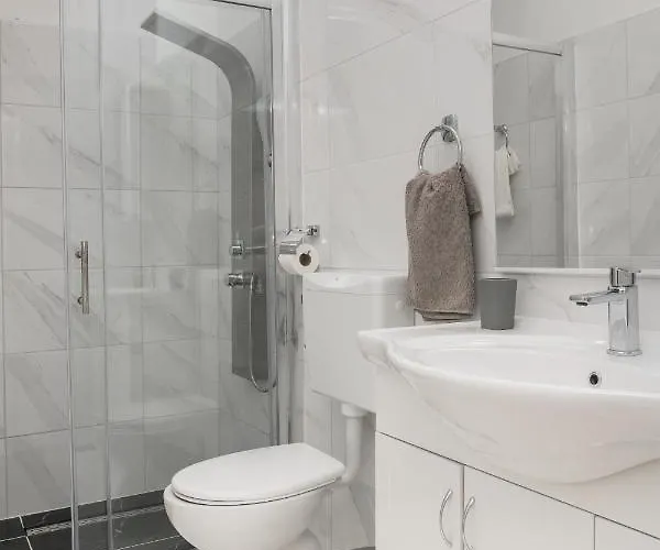 Family Friendly House With A Swimming Pool Burnji, - 21068 Primošten