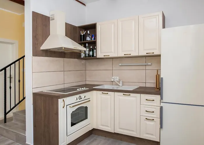 Family Friendly House With A Swimming Pool Burnji, - 21068